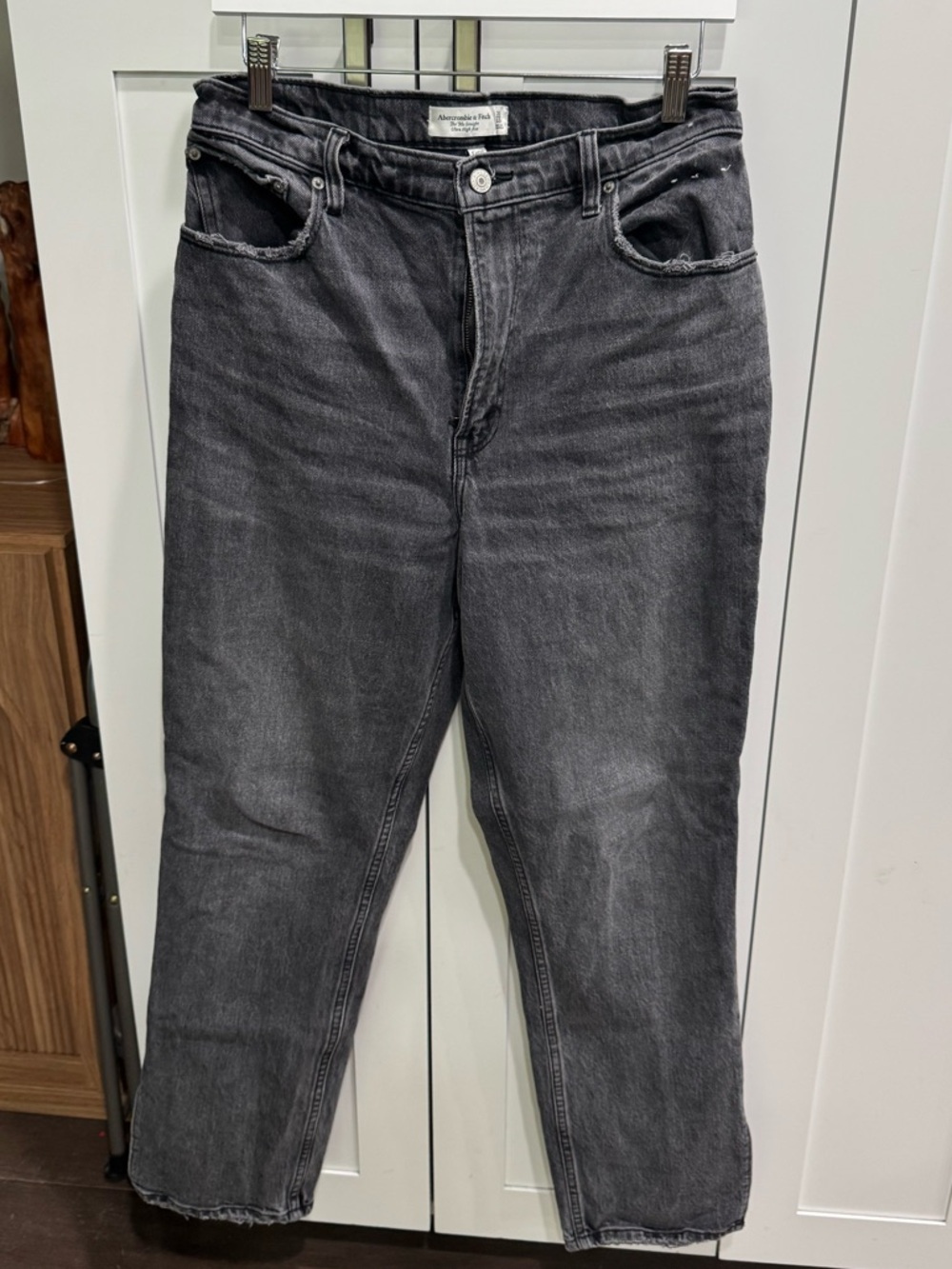 Abercrombie & Fitch Gray/Black High-Rise '90s Straight Jeans